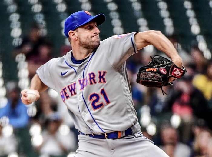 Sep 19, 2022; Milwaukee, Wisconsin, USA; New York Mets pitcher Max Scherzer (21) throws a pitch in the first inning against the Milwaukee Brewers at American Family Field.